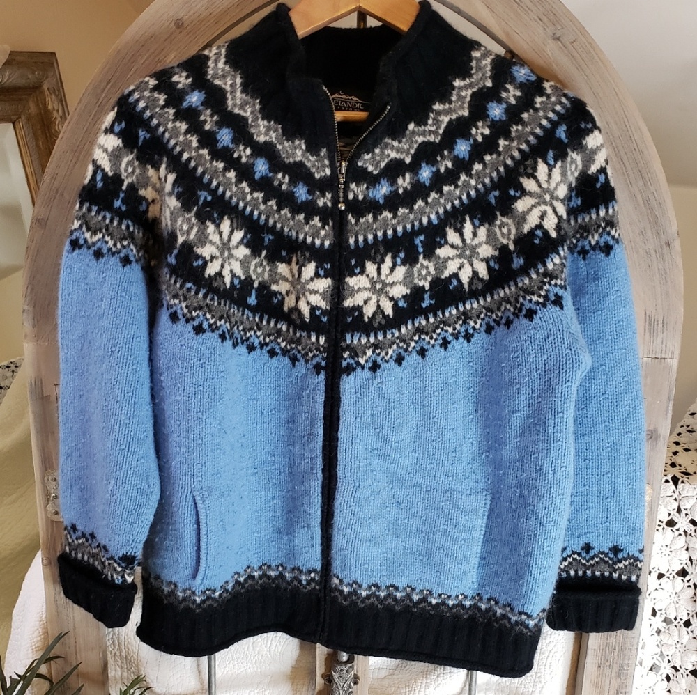 Icelandic Design Sweater sz L